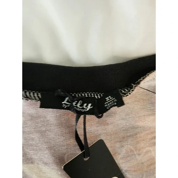 Lily by Firmiana Size L Multicolor Floral V-Neck Long Sleeve Cardigan. - Picture 5 of 11